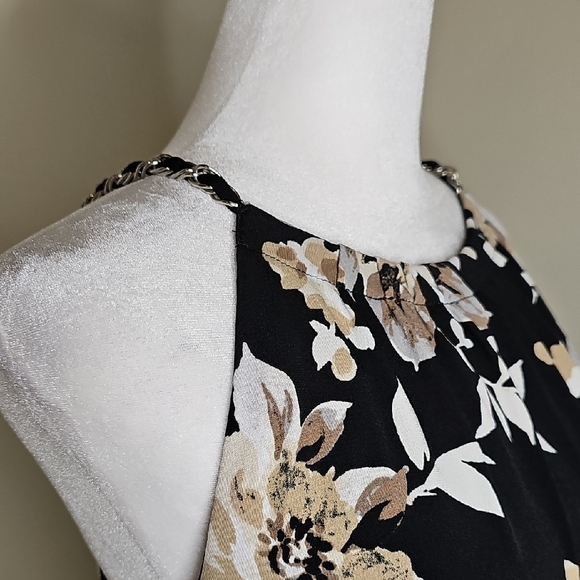 White House Black Market Floral Metallic Hardware Straps Sleeveless Medium - Picture 5 of 10